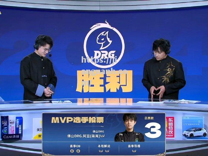 江南体育-狼队客场逆袭，新赛季开门红表现令人瞩目