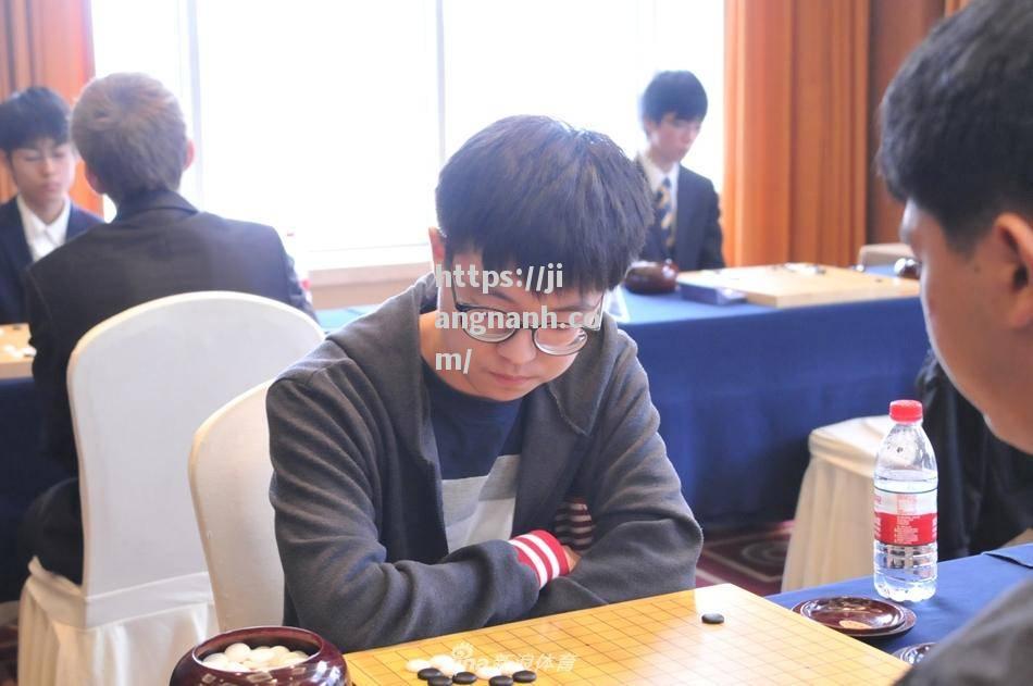 江南体育-射击比赛中韩选手激战泰国选手惊艳表现